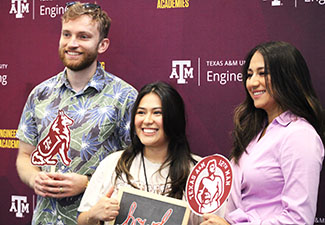 Thirty-six students comprising the second cohort of the Texas A&M Engineering Academy at South Texas College attended a New Student Conference and ‘Howdy Day’ event at Pecan Campus, which was held to introduce students and their parents to the resources available to them and create some excitement as they begin the academic year as both STC and Texas A&M students. 